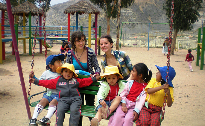 Volunteer care of then children - Bolivia