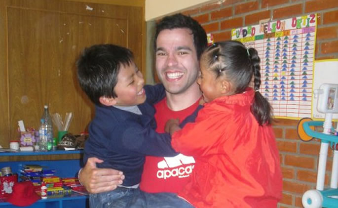 Volunteer care of then children - Bolivia